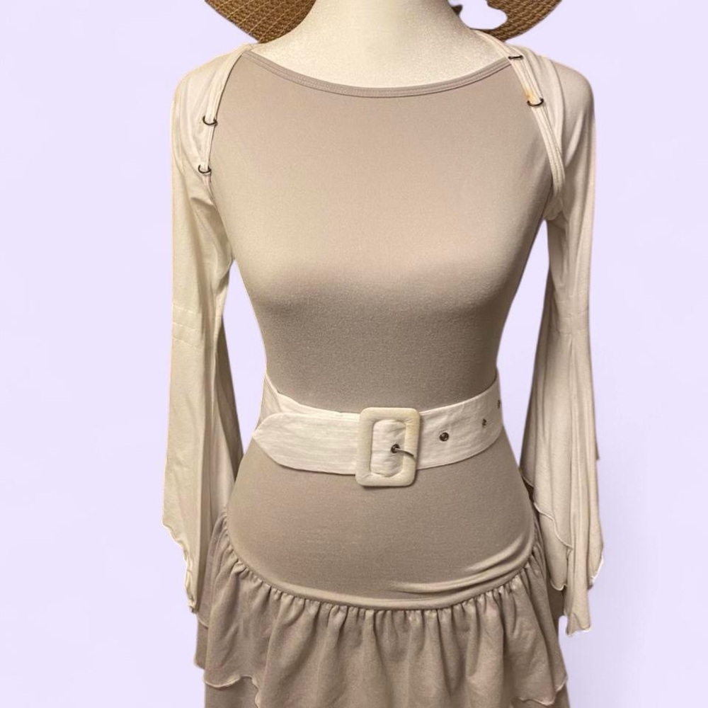 Chic gray/Cream Ruffle dress - Picture 6 of 8
